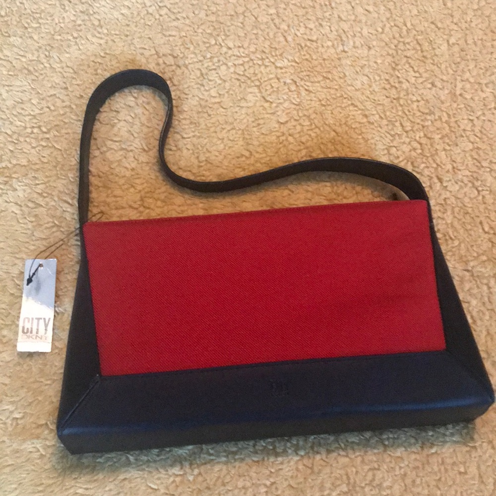 DKNY Purse - Picture 1 of 2